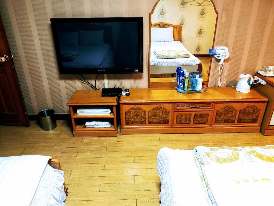 Alps Motel Puszan Kültér fotó