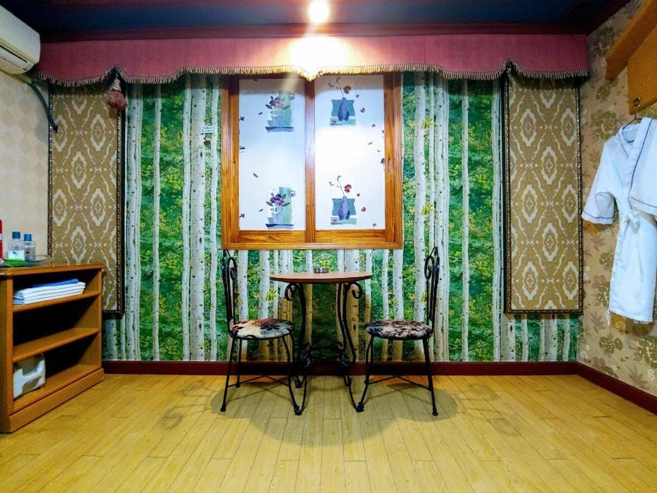Alps Motel Puszan Kültér fotó